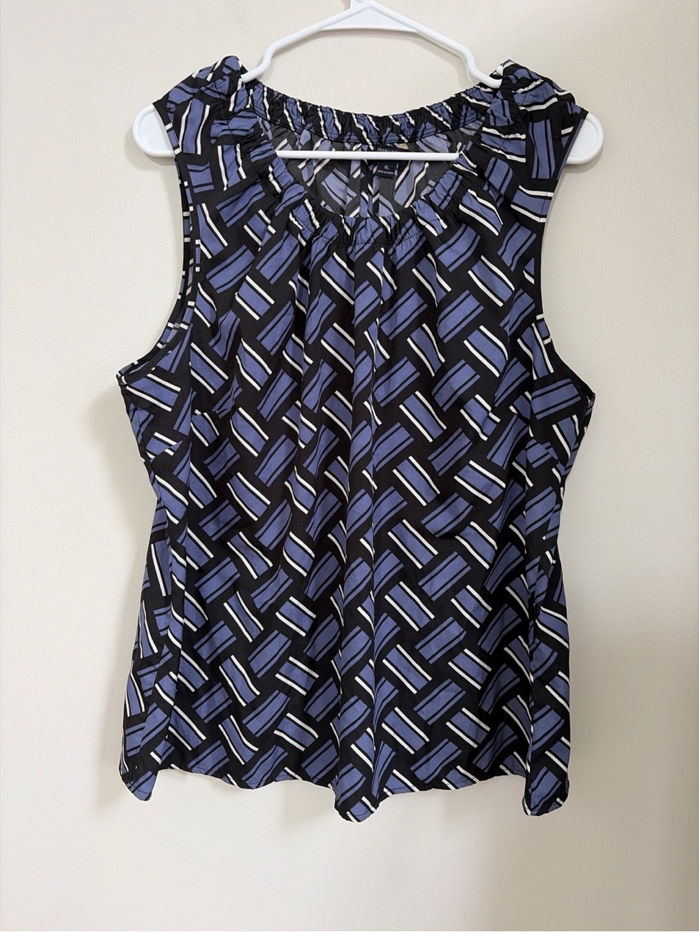 Banana Republic Navy, Blue & White Geometric Tank Top
